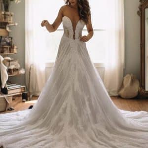 Can a wedding dress be let out in the hips?
