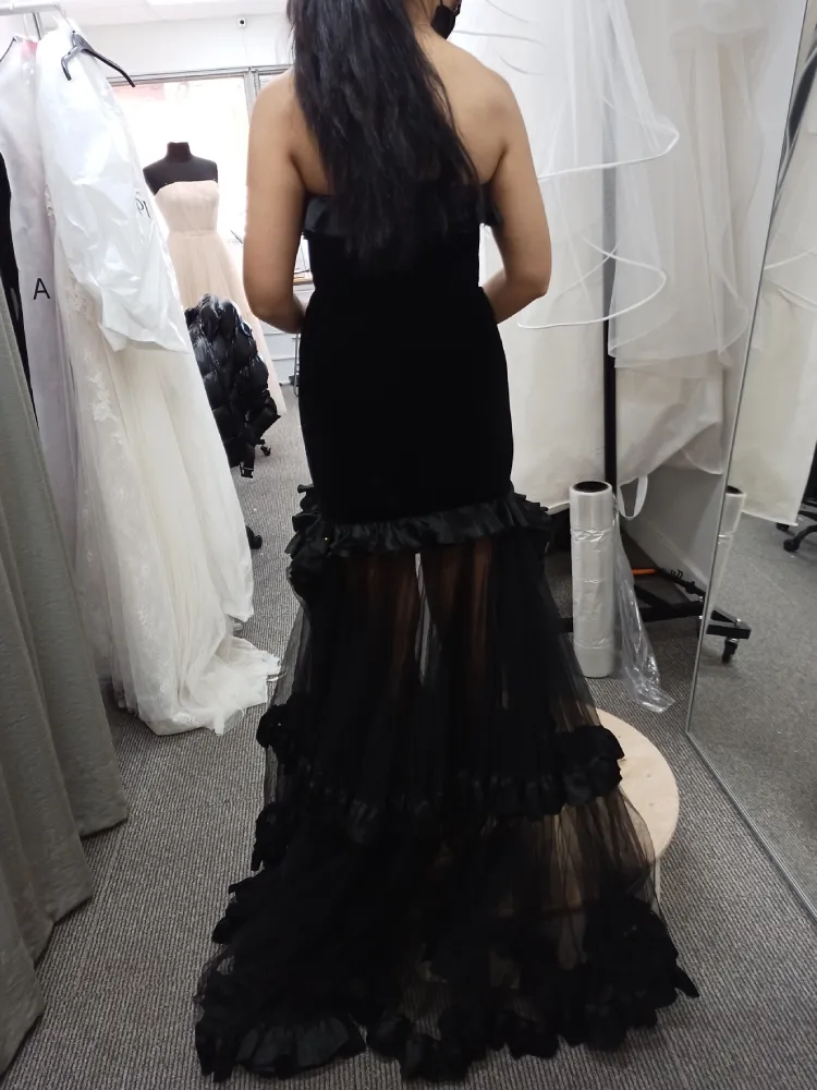 wedding reception dress alterations toronto